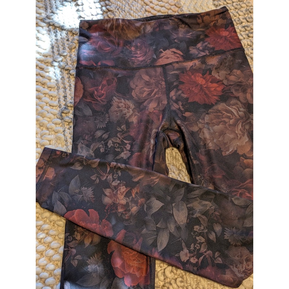 Athleta Elation Printed Tight Womens Small Red Floral High Rise Yoga Leggings